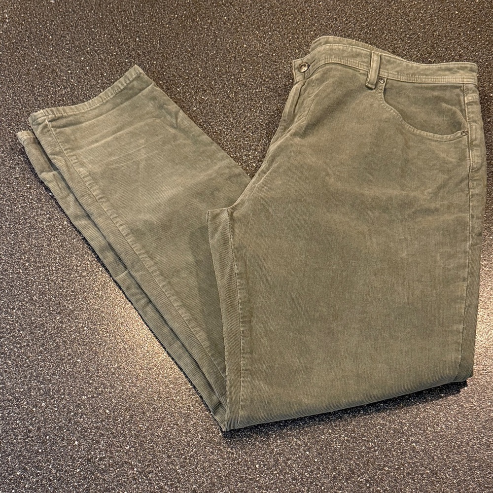 johnnie-O Corduroy Pants in Olive - size 40x34
